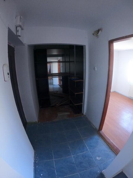 Tineretului, Giurgiu, apartament 3 camere, 67 mp, 2 balcoane,